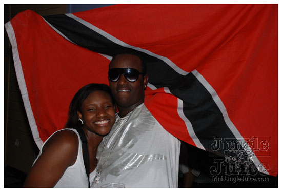 ultra_glow_july2-050