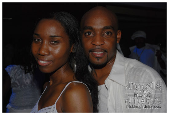 ultra_glow_july2-054