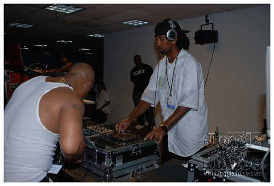 ultra_glow_july2-062