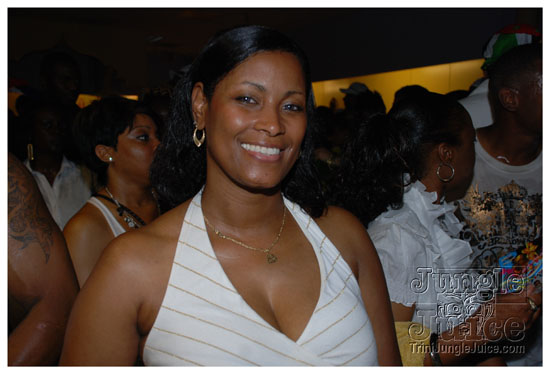 ultra_glow_july2-063