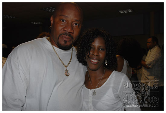 ultra_glow_july2-068