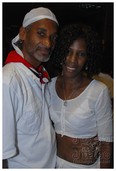 ultra_glow_july2-076