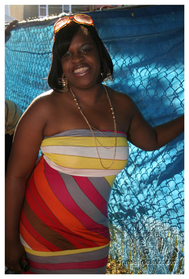 under_the_trees_july4-119