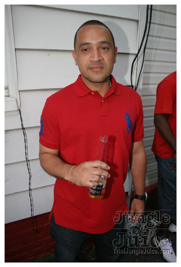 under_the_trees_july4-142