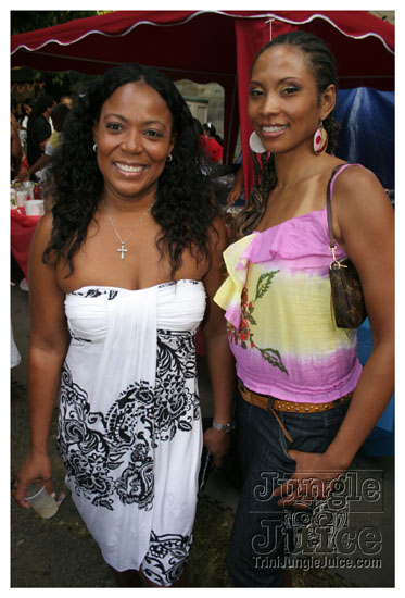 under_the_trees_july4-144