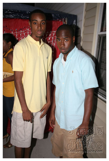 under_the_trees_july4-186