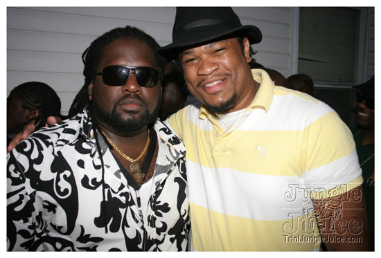 under_the_trees_july4-190