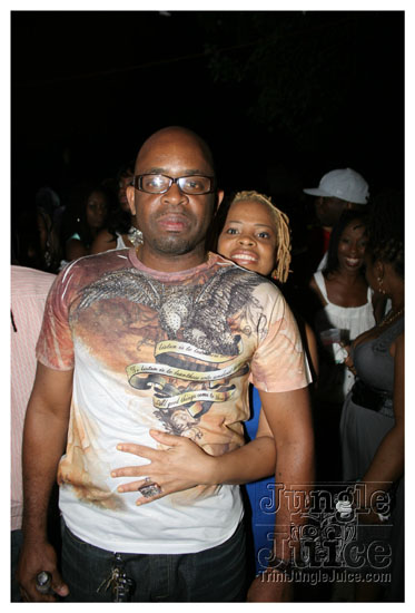 under_the_trees_july4-200