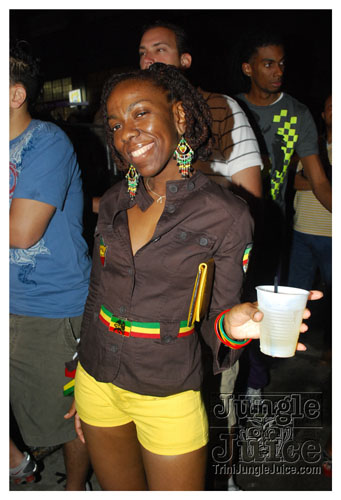 university_splash_2009-050