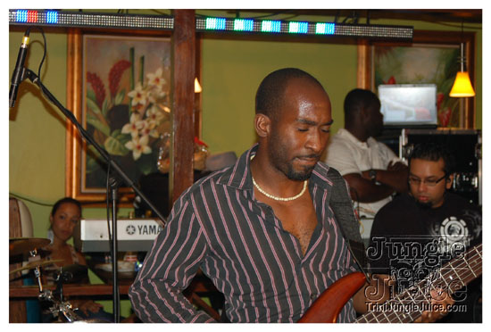 unplugged_tue_kes_july21-045