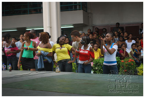 uwi_campus_launch_carnival_2k9-042
