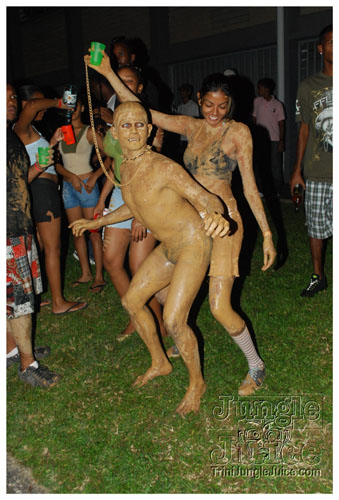 uwi_campus_launch_carnival_2k9-087