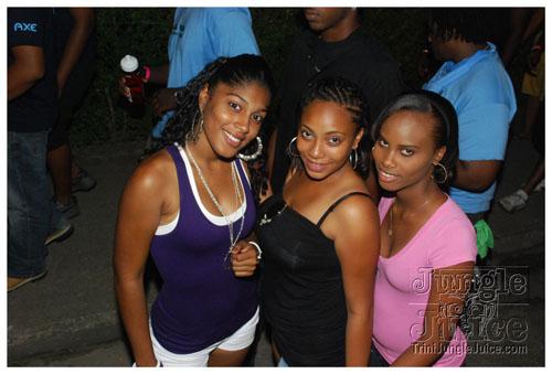 uwi_campus_launch_carnival_2k9-198