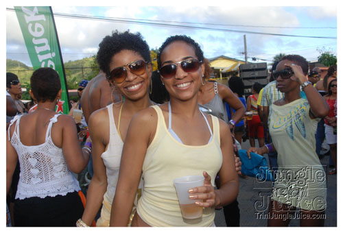 vale_bfast_party_2009-068