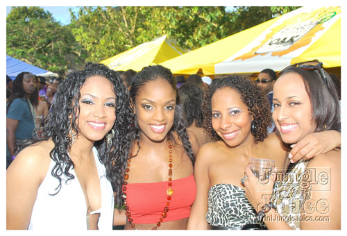 vale_bfast_party_2009-077