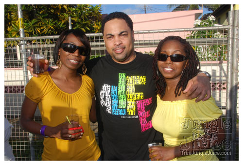 vale_bfast_party_2009-094