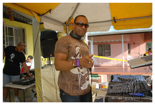 vale_bfast_party_2009-172