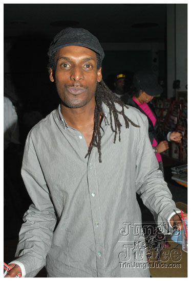 vale_bfast_party_ny_sep5-073