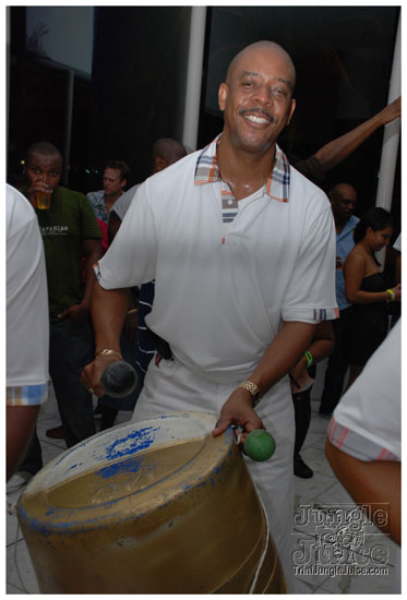 vale_vibe_miami_2009-117