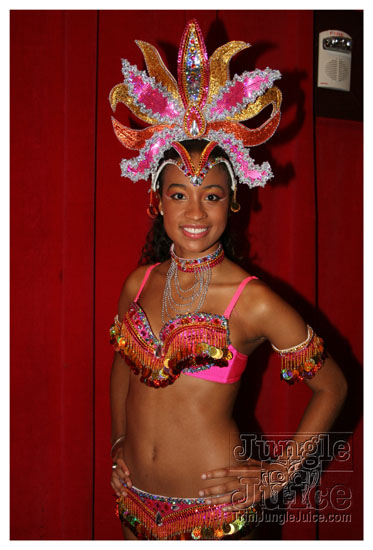 vibrationzz_launch_aug1-002