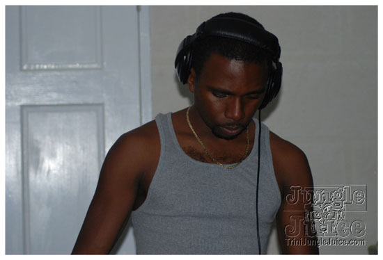 wet_n_wild_apr28-002