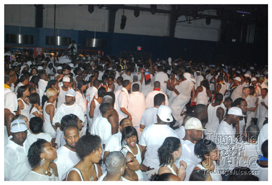 whiteout_july18-125