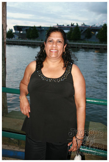 a_crowd_boat_ride_july10-002