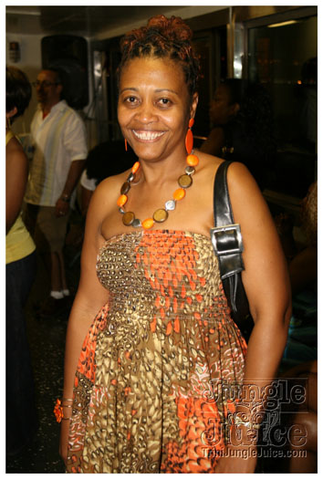 a_crowd_boat_ride_july10-016