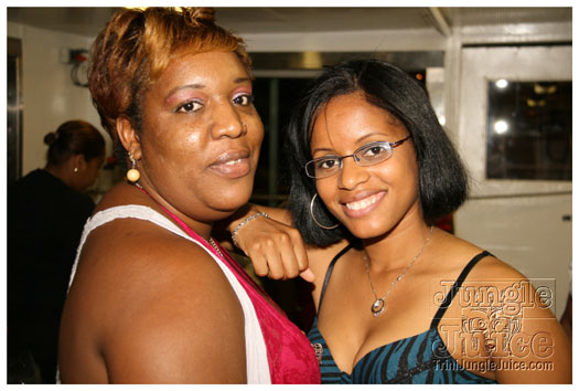 a_crowd_boat_ride_july10-020