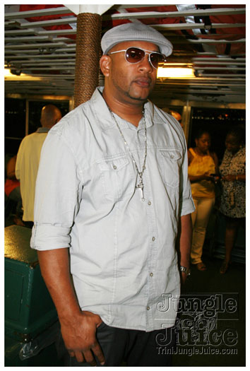 a_crowd_boat_ride_july10-035