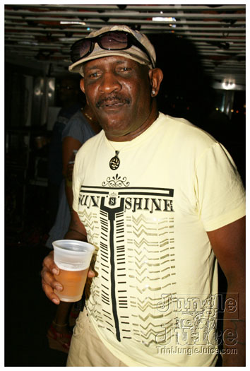 a_crowd_boat_ride_july10-061