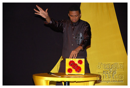 ala_kazam_keston_illusionist_may20-039