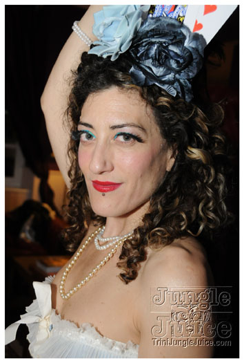 alice_in_wonderland_apr24-008