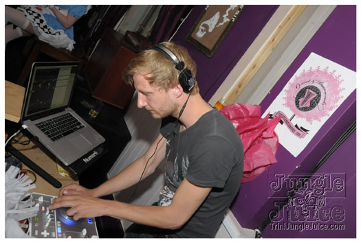 alice_in_wonderland_apr24-027