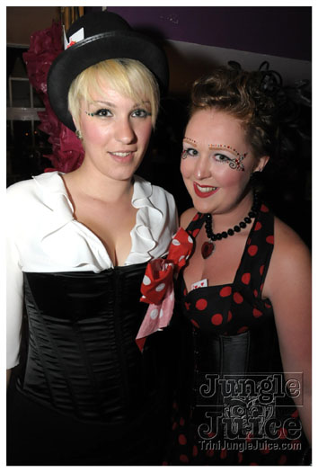 alice_in_wonderland_apr24-037