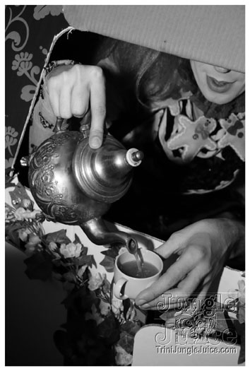 alice_in_wonderland_apr24-045