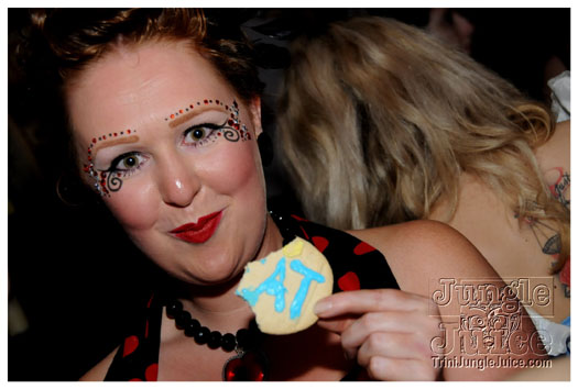 alice_in_wonderland_apr24-077