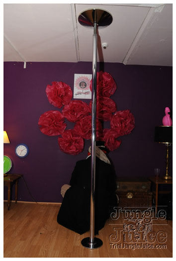 alice_in_wonderland_apr24-080