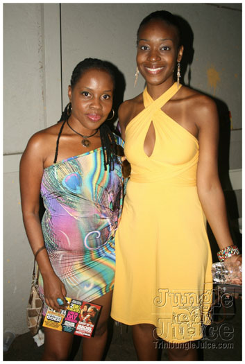 amnesia_ny_2010_sep5-003