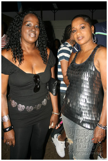 amnesia_ny_2010_sep5-007