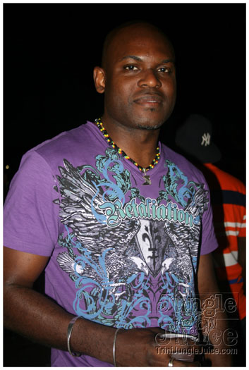 amnesia_ny_2010_sep5-014