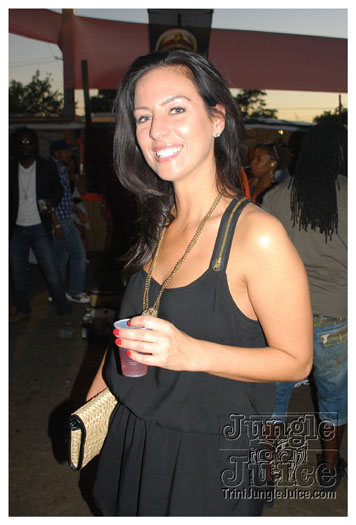 amnesia_ny_2010_sep5-043