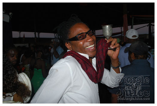 amnesia_ny_2010_sep5-059