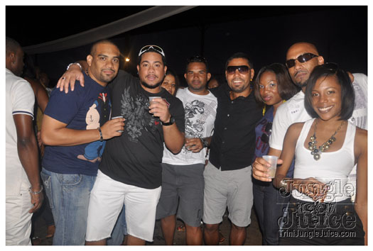 amnesia_ny_2010_sep5-075