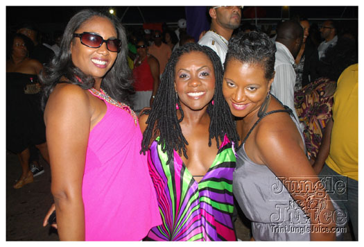 amnesia_ny_2010_sep5-082