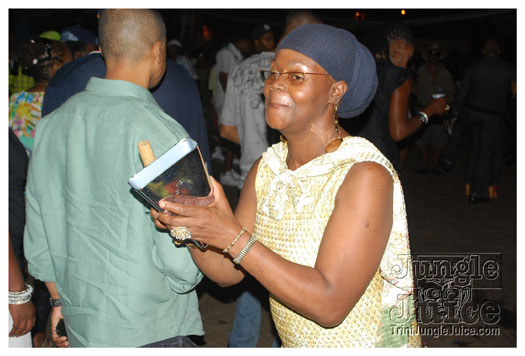 amnesia_ny_2010_sep5-083