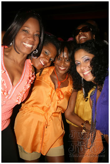 amnesia_ny_2010_sep5-094