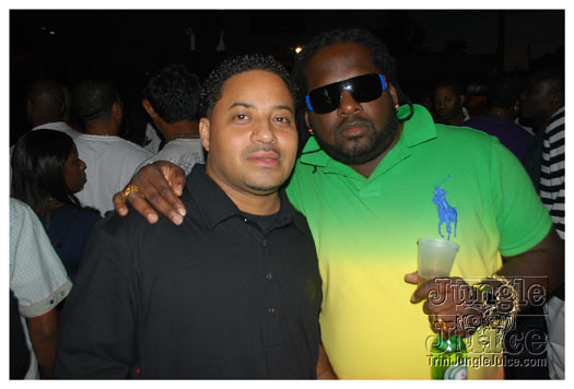 amnesia_ny_2010_sep5-110