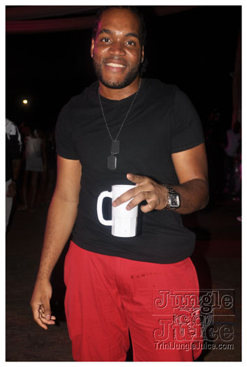 amnesia_ny_2010_sep5-113