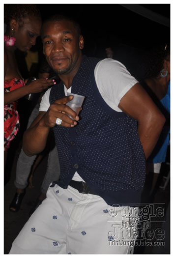 amnesia_ny_2010_sep5-116